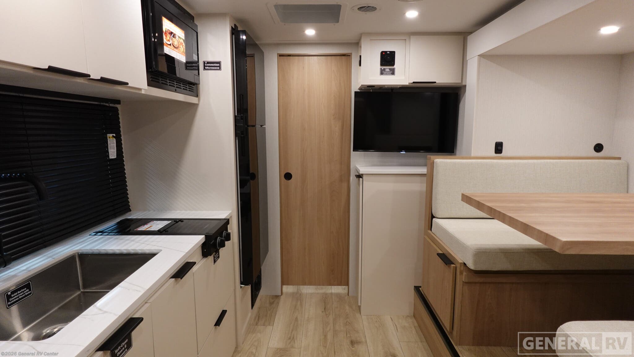 2026 Winnebago Micro Minnie 2108DS - New Travel Trailer For Sale by General RV Center in Orange Park, Florida