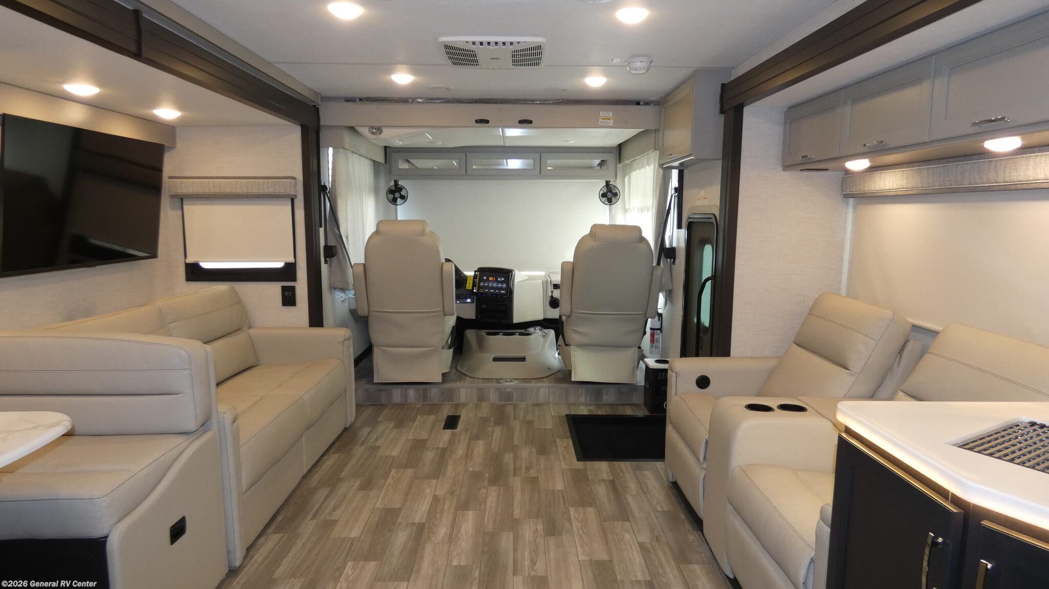 New 2026 Thor Motor Coach Luminate CC35 available in Orange Park, Florida