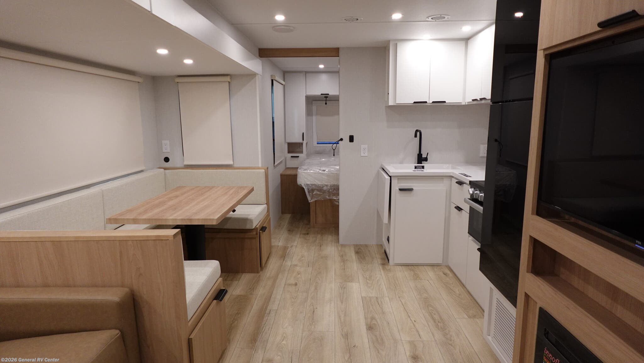 New 2026 Winnebago Thrive 28BHS available in Orange Park, Florida