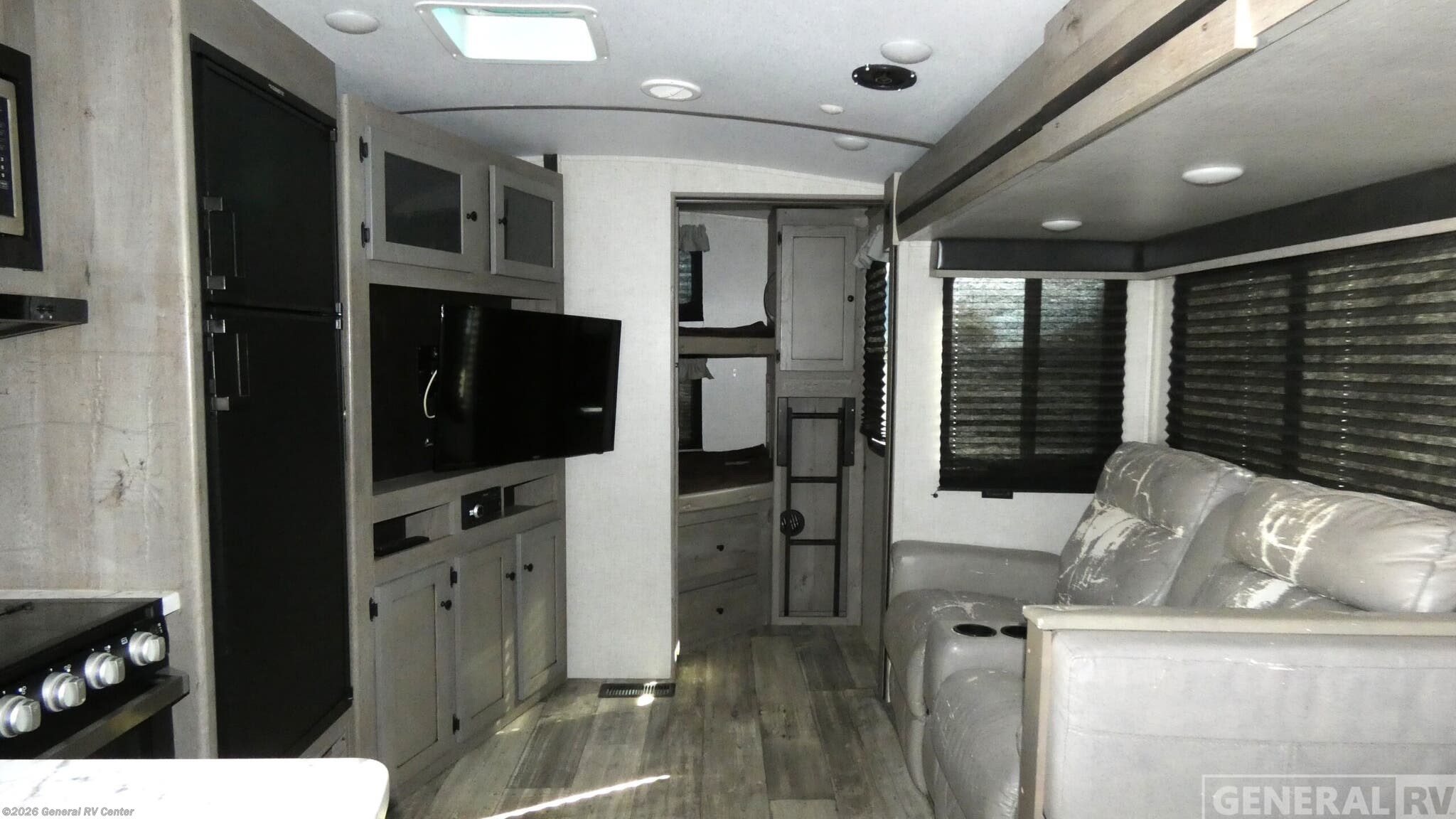 2020 Keystone Outback ULTRA LITE 291UBH - Used Travel Trailer For Sale by General RV Center in Orange Park, Florida