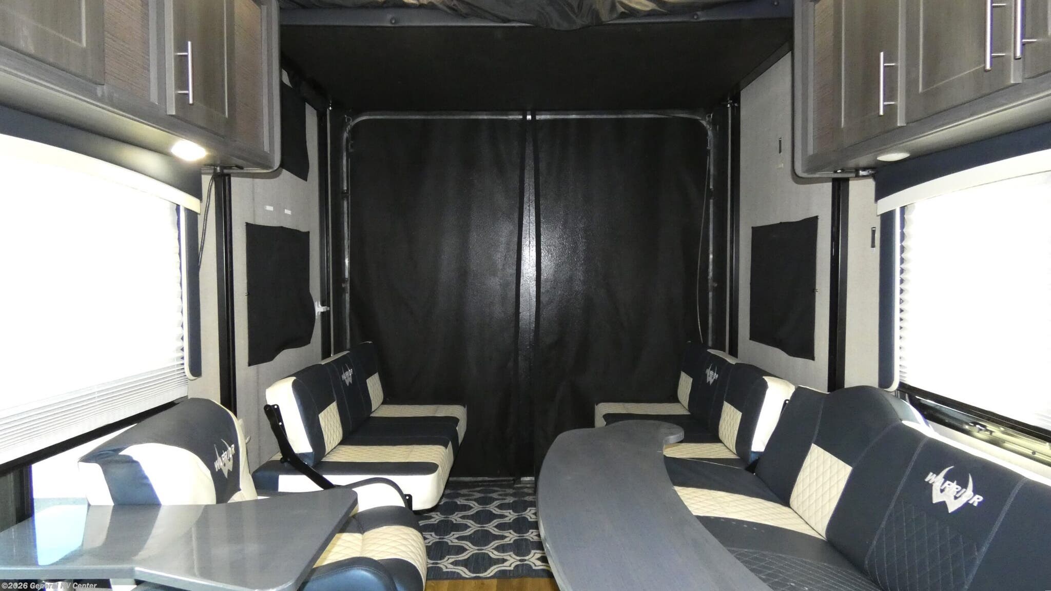 2015 Weekend Warrior WSA28 - Used Toy Hauler For Sale by General RV Center in Orange Park, Florida