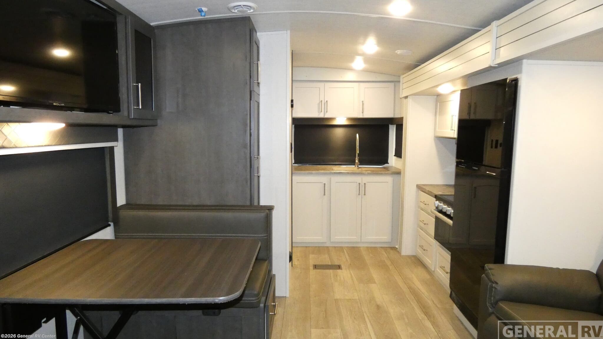 2025 Keystone Cougar 22MLS - Used Travel Trailer For Sale by General RV Center in Orange Park, Florida