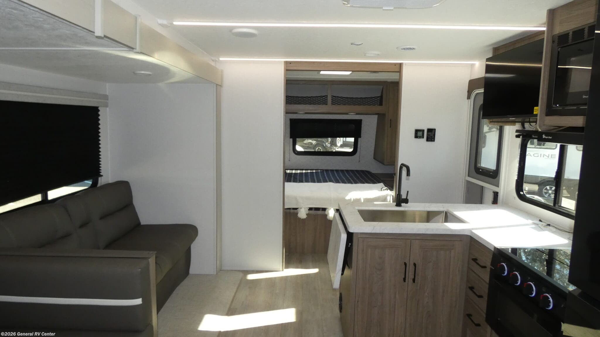 New 2026 Coachmen Freedom Express Select 30SE available in Orange Park, Florida