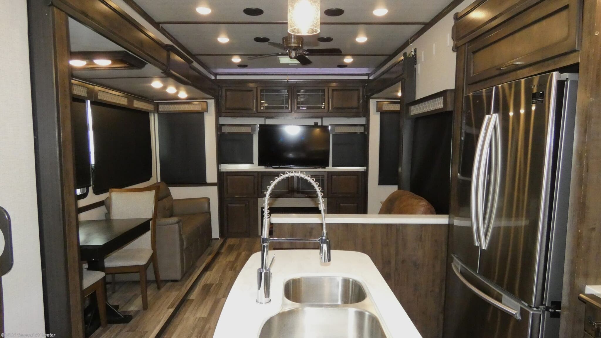 2021 Dutchmen Yukon 410RD - Used Fifth Wheel For Sale by General RV Center in Orange Park, Florida