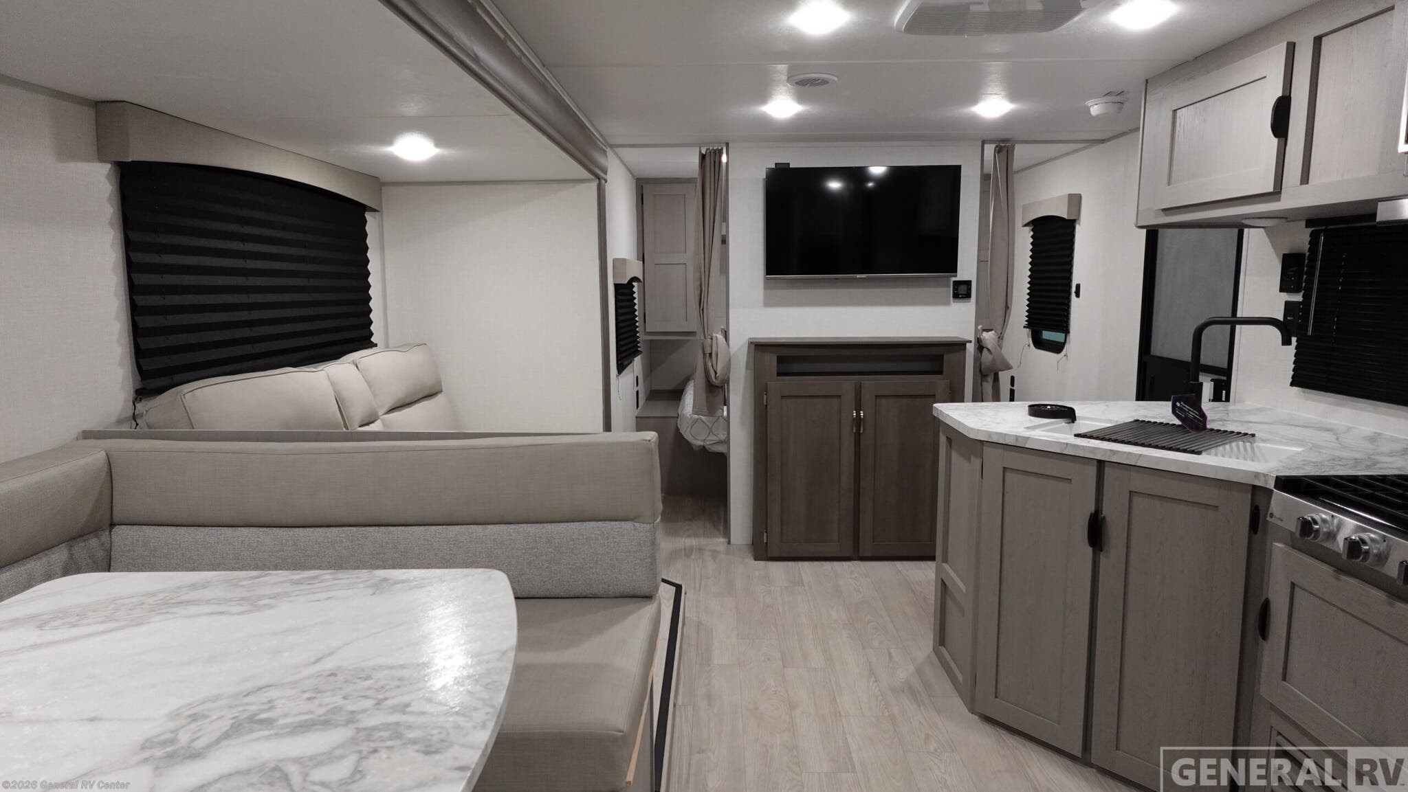 New 2026 Coachmen Clipper 6K SERIES 262DBS available in Orange Park, Florida