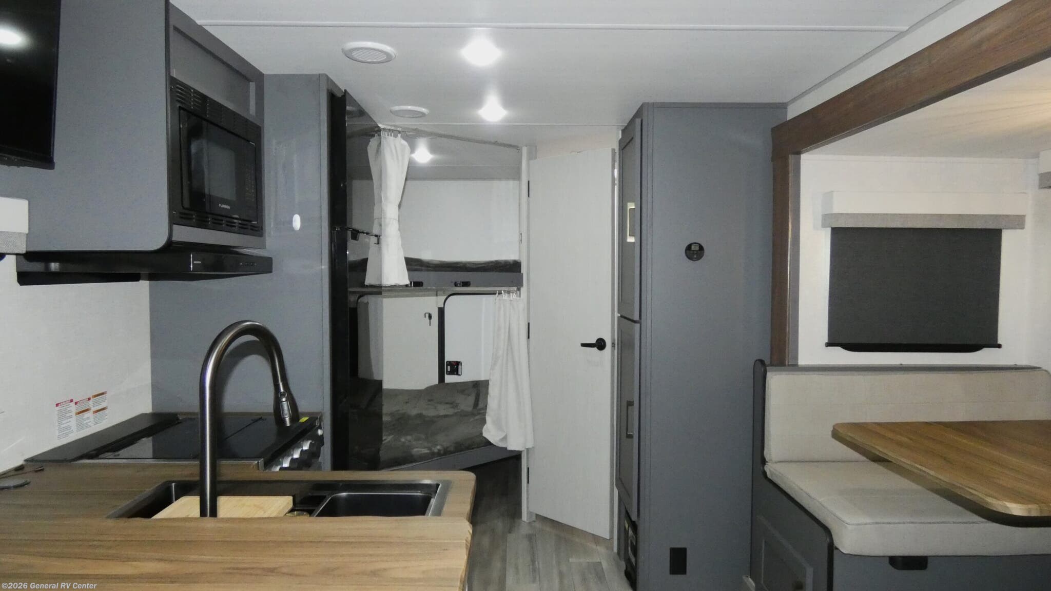 2025 Forest River IBEX 23MBH - Used Travel Trailer For Sale by General RV Center in Orange Park, Florida