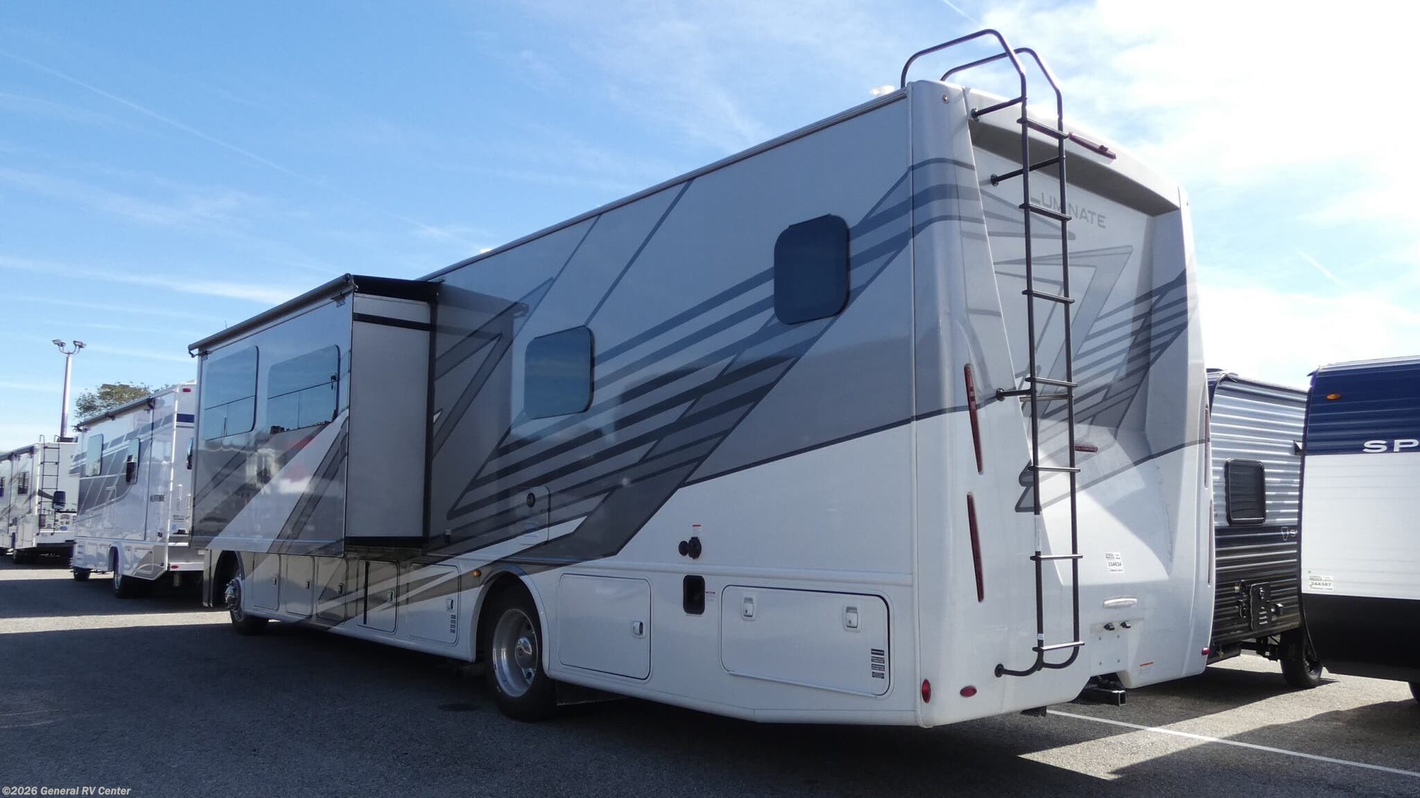 2026 Luminate GG35 by Thor Motor Coach from General RV Center in Orange Park, Florida