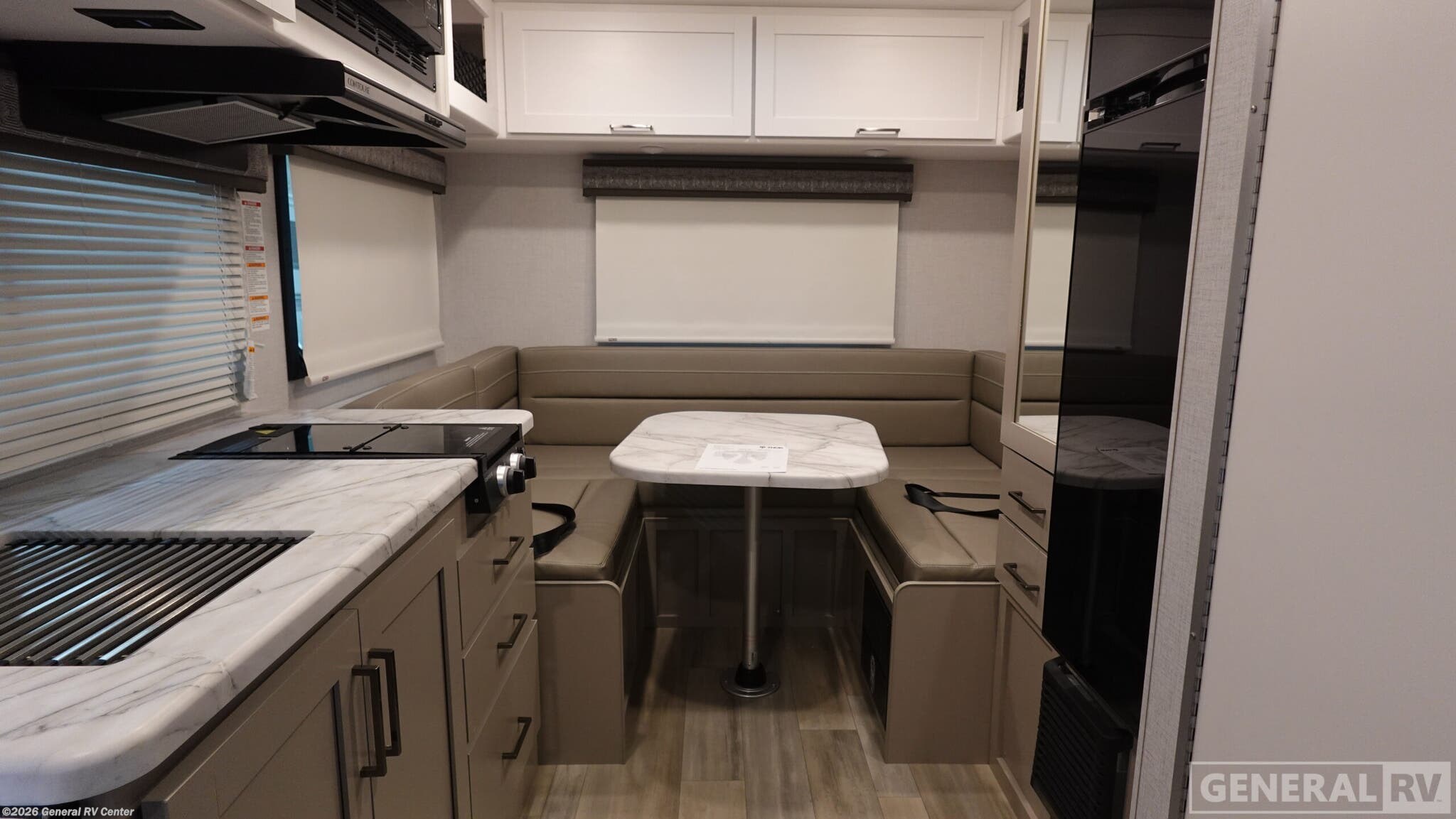 2026 Thor Motor Coach Pasadena SE SE19 - New Class C For Sale by General RV Center in Orange Park, Florida