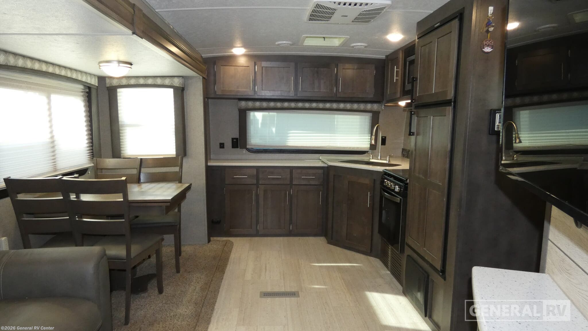 Used 2021 Forest River Flagstaff Super Lite 26FKBS available in Orange Park, Florida