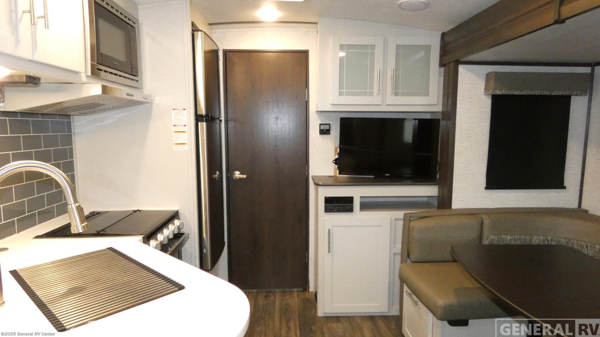 2021 Keystone Premier Ultra Lite 19FBPR - Used Travel Trailer For Sale by General RV Center in Orange Park, Florida