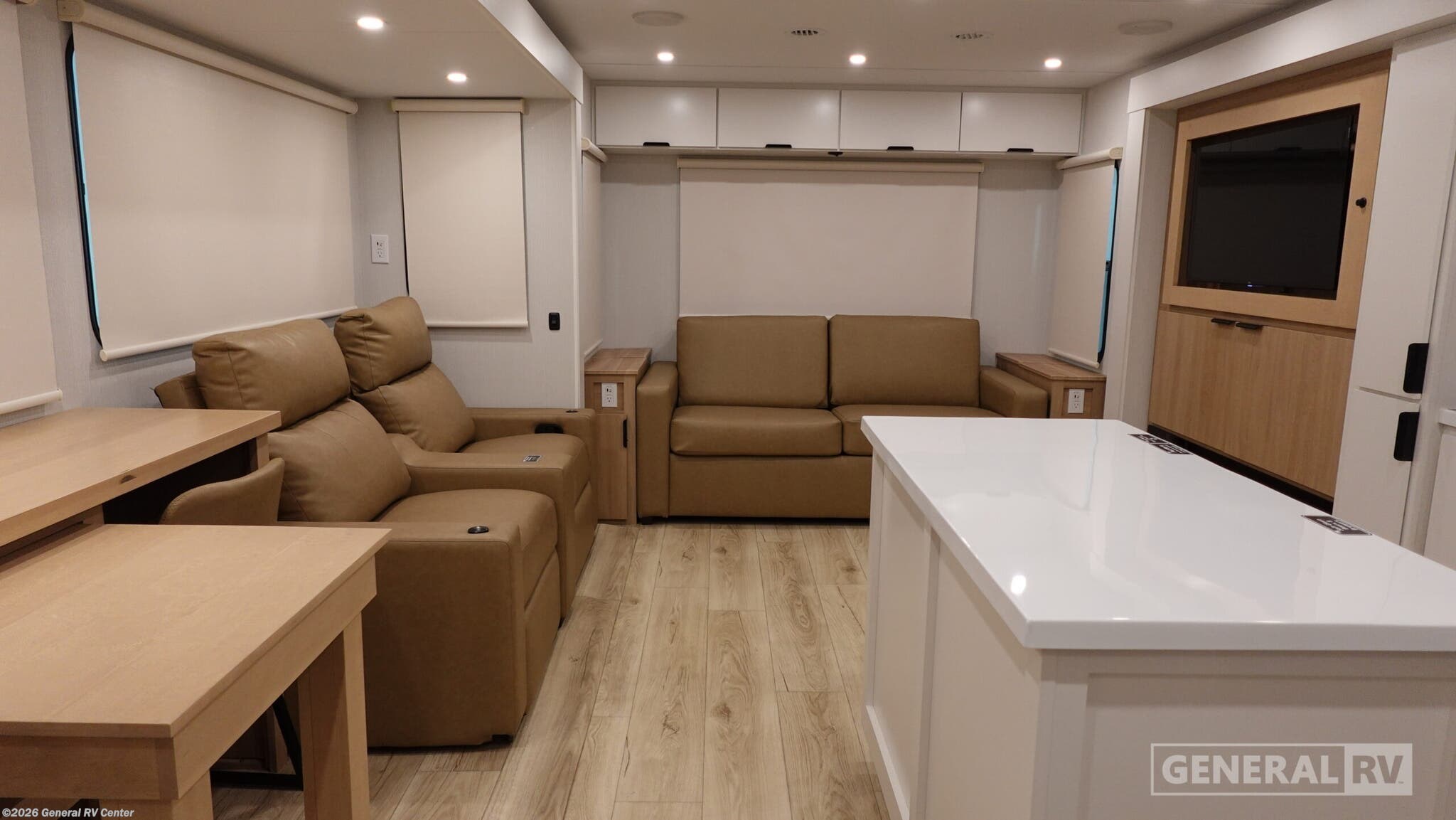 2026 Winnebago Thrive 29RLO - New Travel Trailer For Sale by General RV Center in Orange Park, Florida