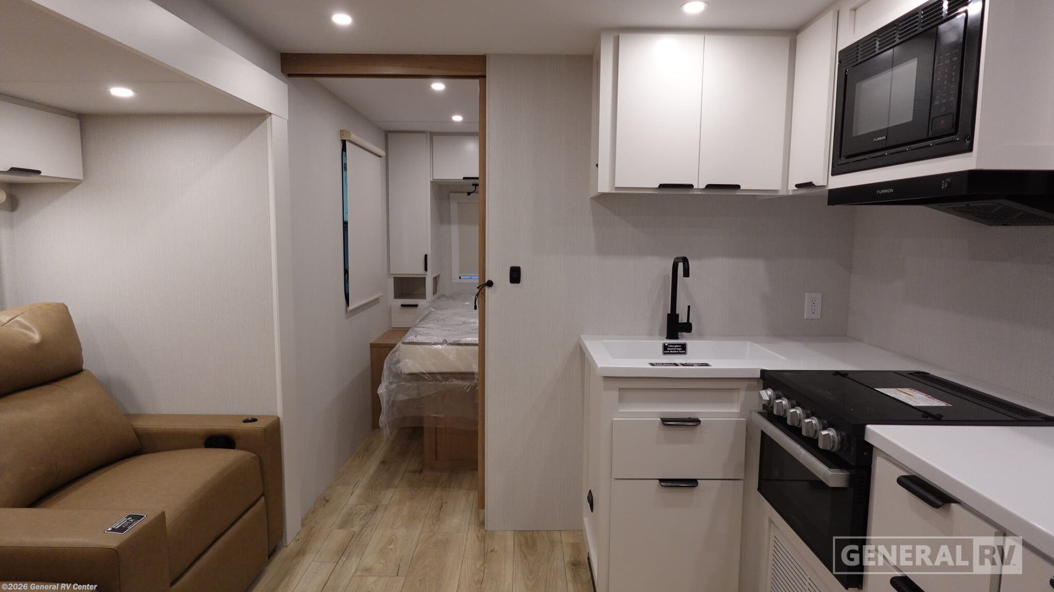 New 2026 Winnebago Thrive 22RBS available in Orange Park, Florida