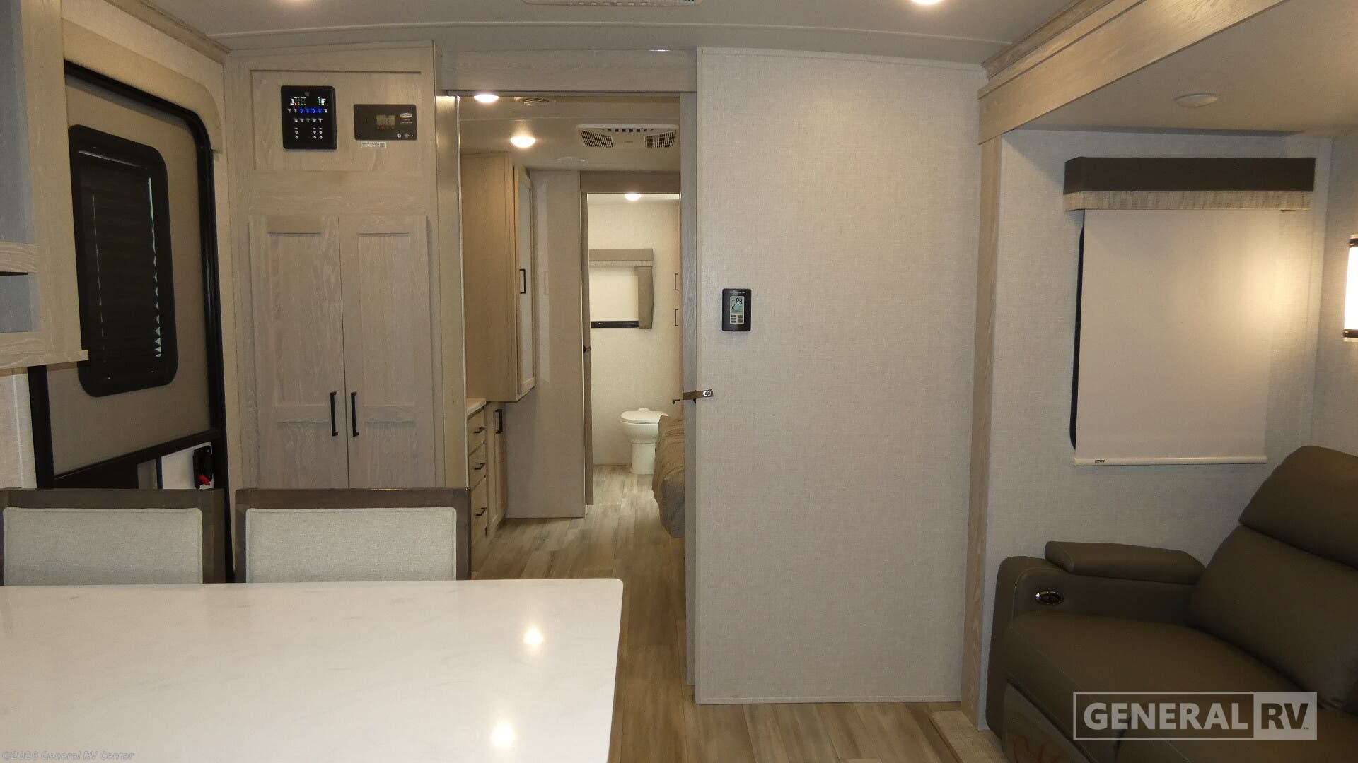 2023 Forest River Flagstaff 826MBR - Used Travel Trailer For Sale by General RV Center in Orange Park, Florida