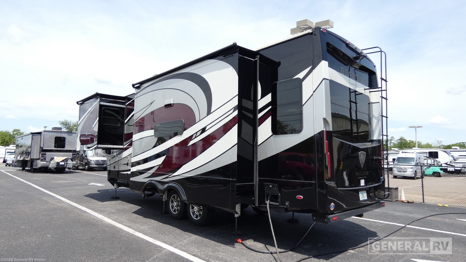 2020 Beacon 34RLB by Vanleigh from General RV Center in Orange Park, Florida