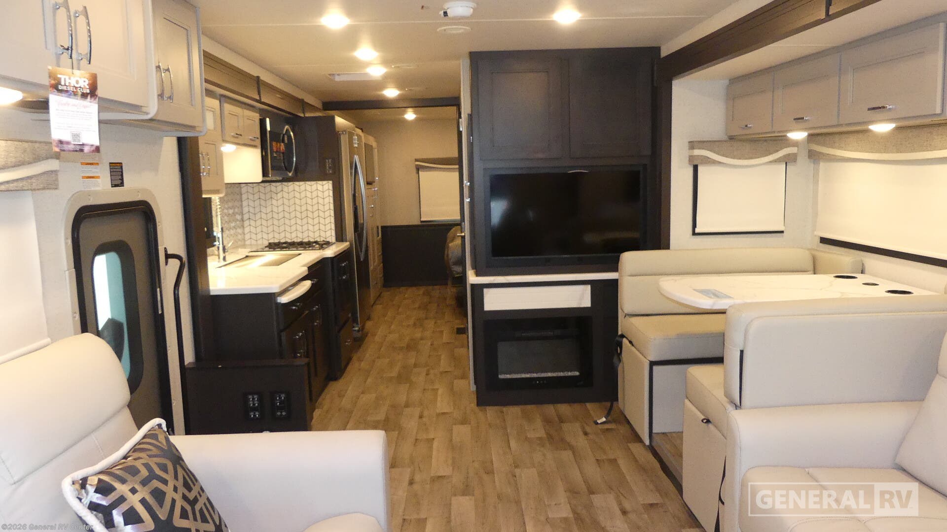 2026 Thor Motor Coach Pasadena 38FX - New Super C For Sale by General RV Center in Orange Park, Florida
