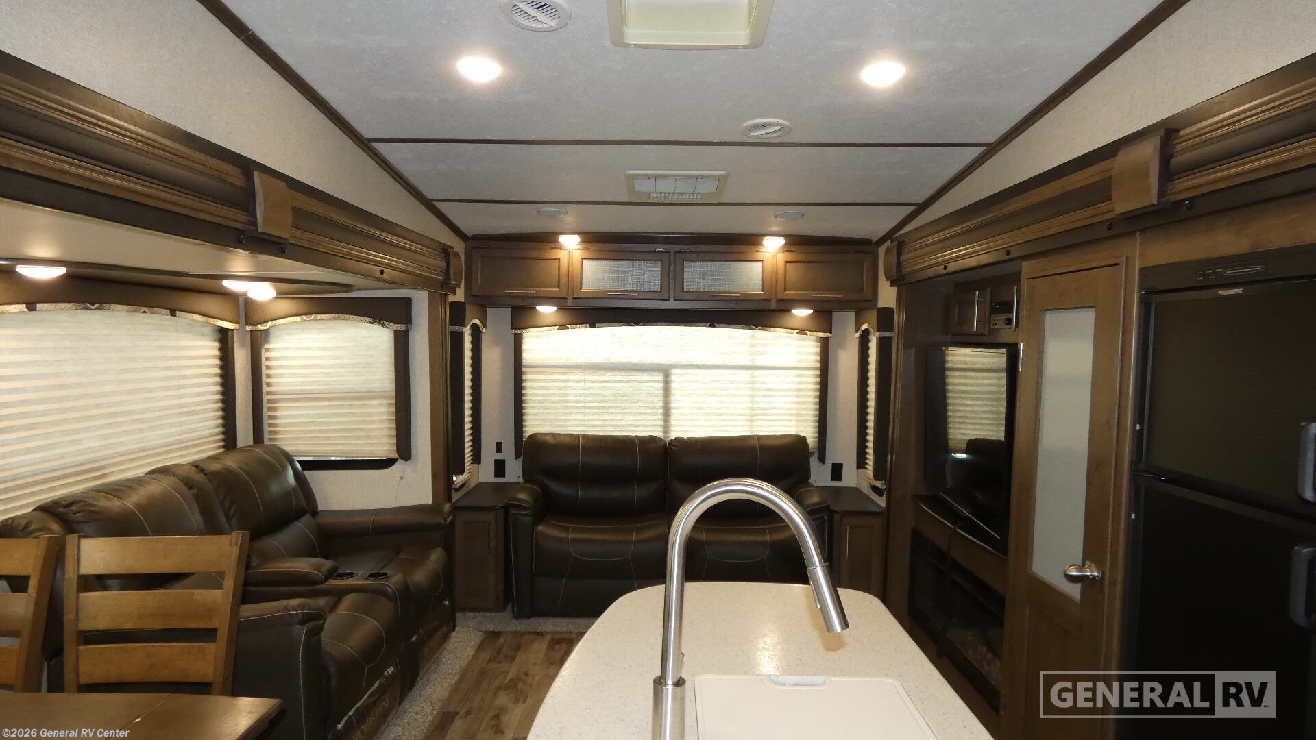 2018 Keystone Cougar Half-Ton 30RLS - Used Fifth Wheel For Sale by General RV Center in Orange Park, Florida