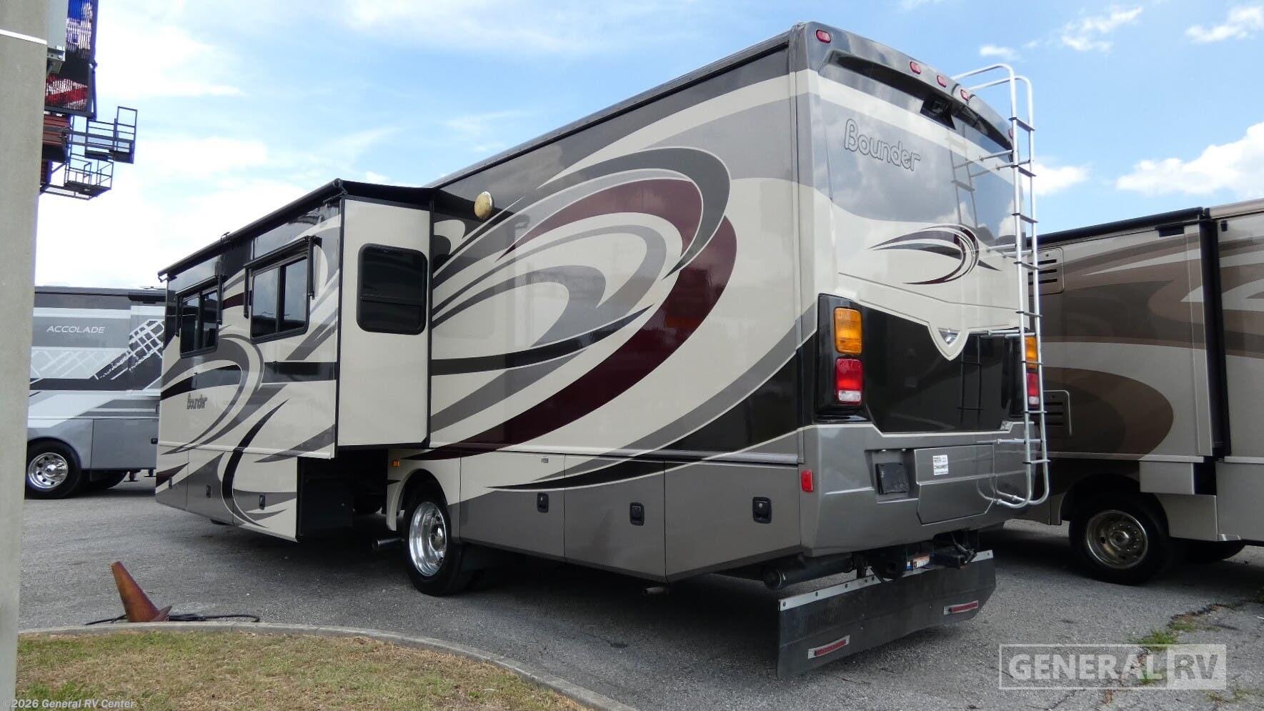 2014 Bounder 35K by Fleetwood from General RV Center in Orange Park, Florida