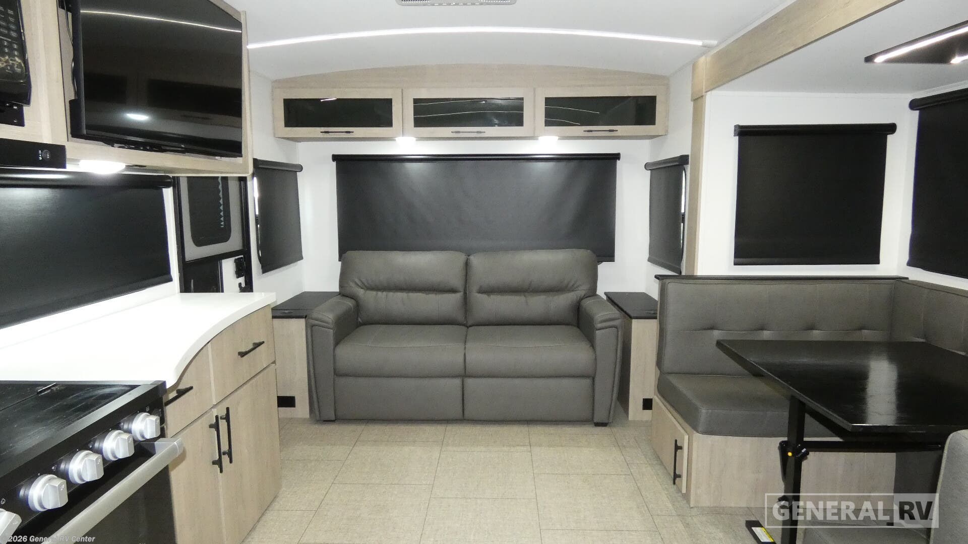2025 Grand Design Imagine 2500RL - Used Travel Trailer For Sale by General RV Center in Orange Park, Florida