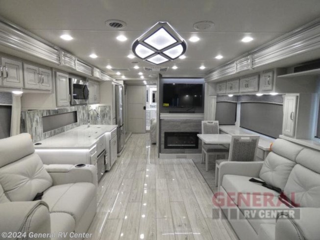 2024 Endeavor 38W by Holiday Rambler from General RV Center in Huntley, Illinois