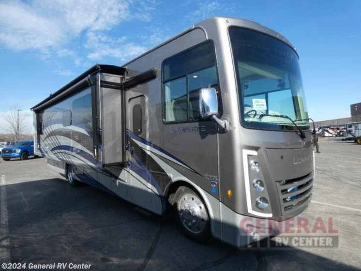 New 2024 Thor Motor Coach Luminate CC35 available in Huntley, Illinois