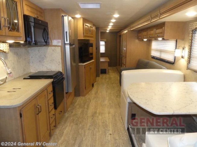 2016 Hurricane 34F by Thor Motor Coach from General RV Center in Huntley, Illinois