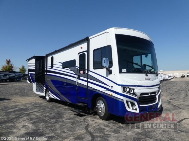 New 2025 Fleetwood Bounder 35K available in Huntley, Illinois