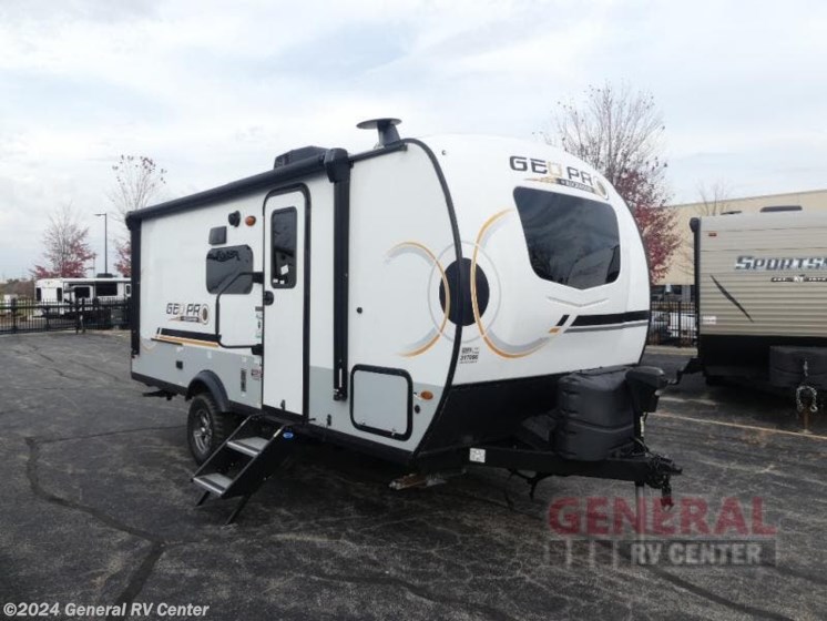 Used 2022 Forest River Rockwood Geo Pro G20BHS available in Huntley, Illinois