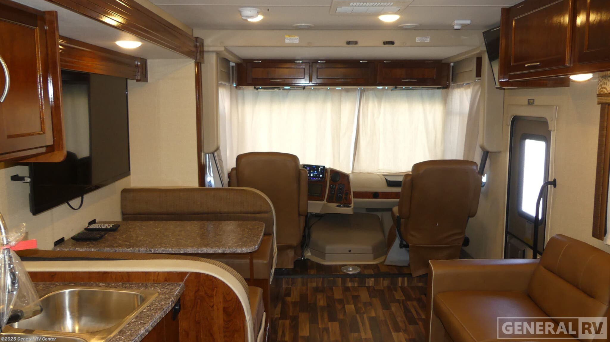 Used 2018 Coachmen Pursuit 31SB available in Huntley, Illinois