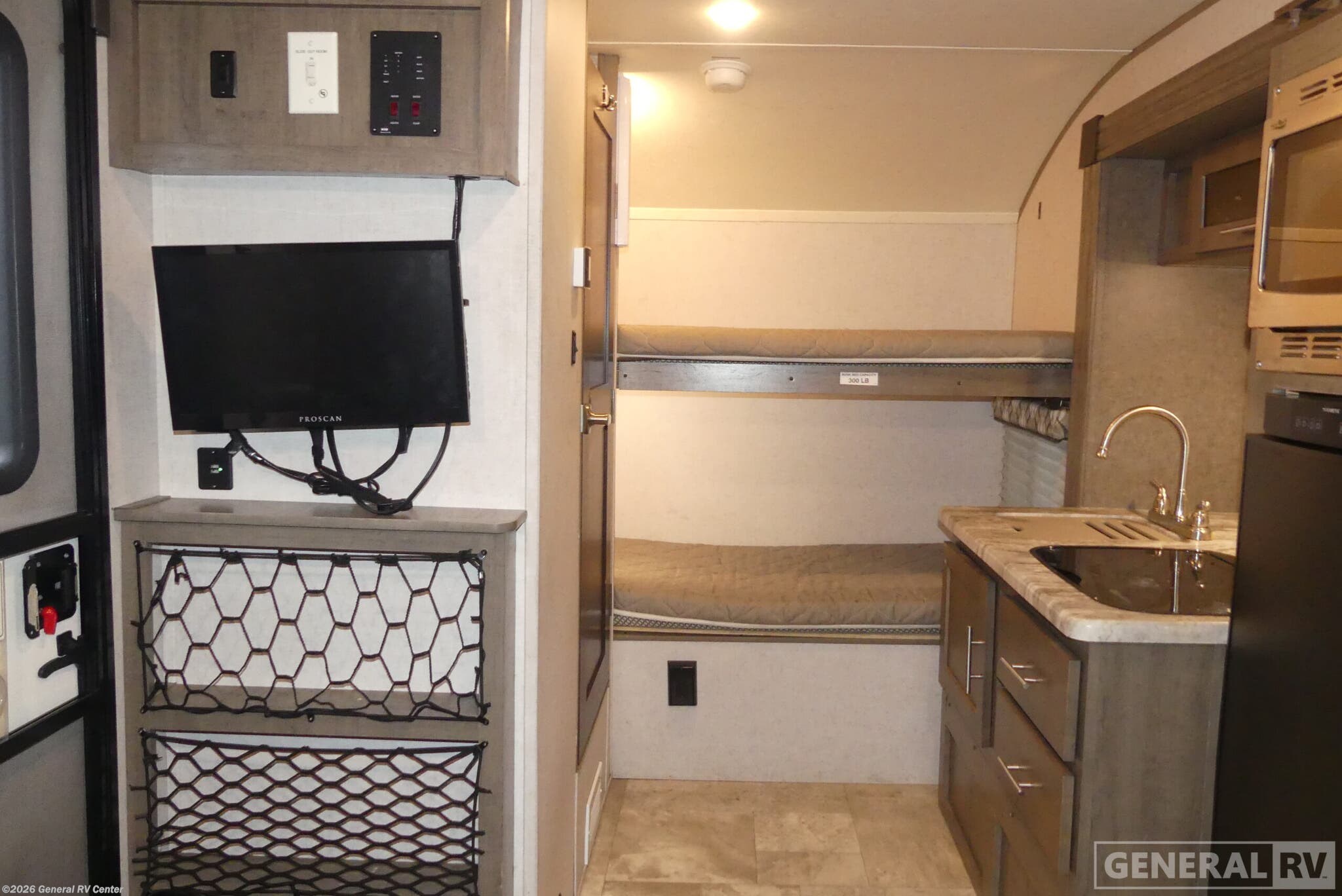 2019 Forest River R-Pod RP-182G - Used Travel Trailer For Sale by General RV Center in Huntley, Illinois