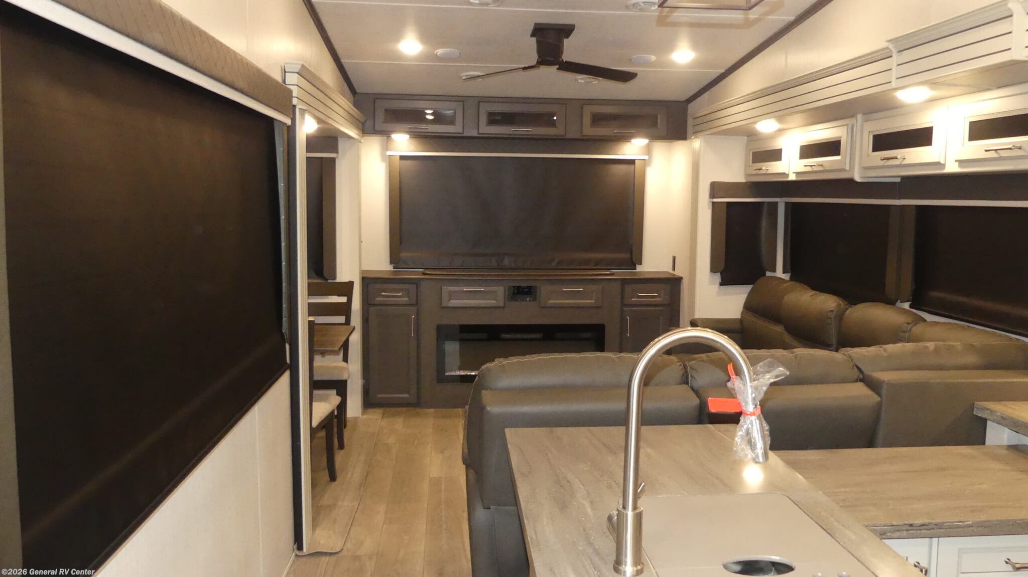 2024 Keystone Cougar 320RDS - Used Fifth Wheel For Sale by General RV Center in Huntley, Illinois