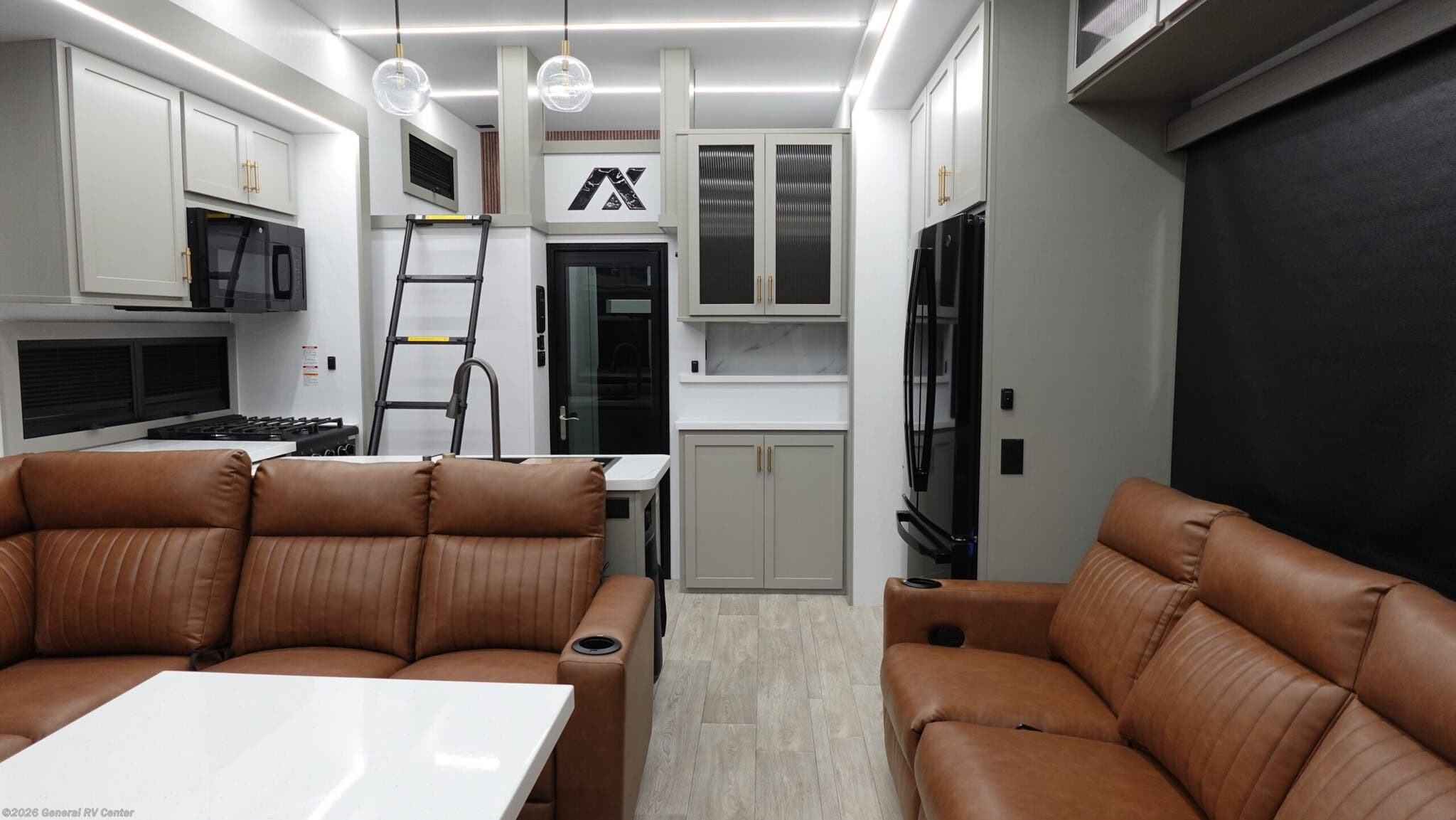 2027 Axiom Vendetta V4250 - New Fifth Wheel For Sale by General RV Center in Huntley, Illinois