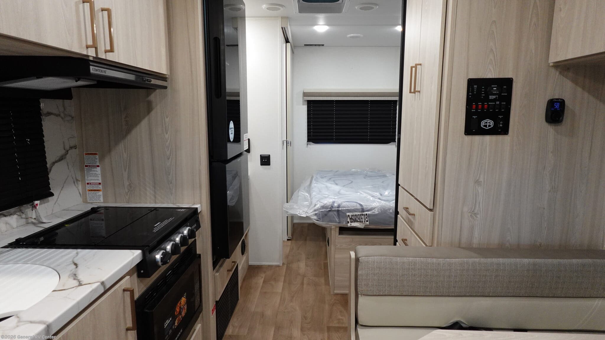 2026 East to West Entrada 220S - New Class C For Sale by General RV Center in Huntley, Illinois