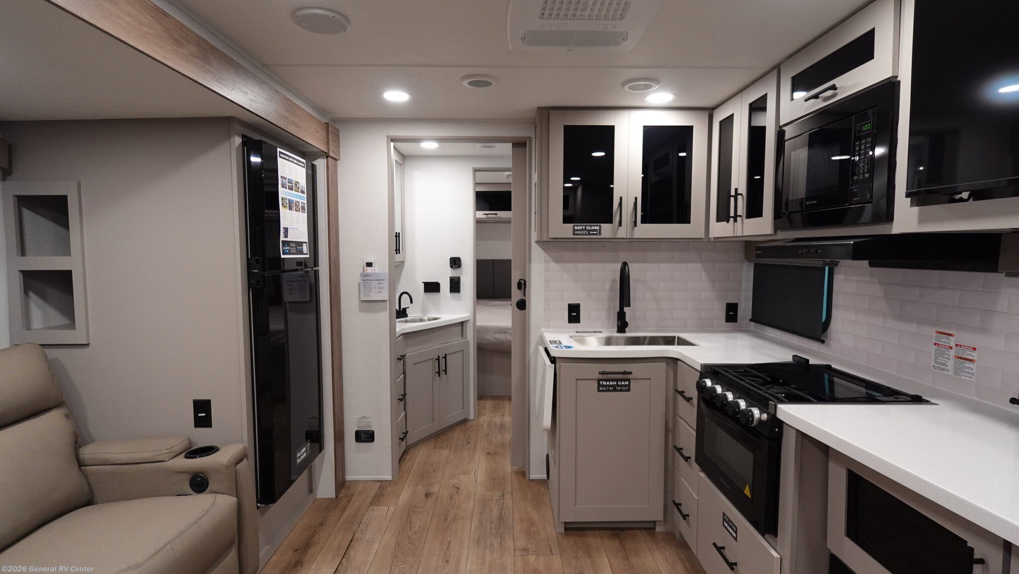 New 2026 Alliance RV Delta 252RL available in Huntley, Illinois