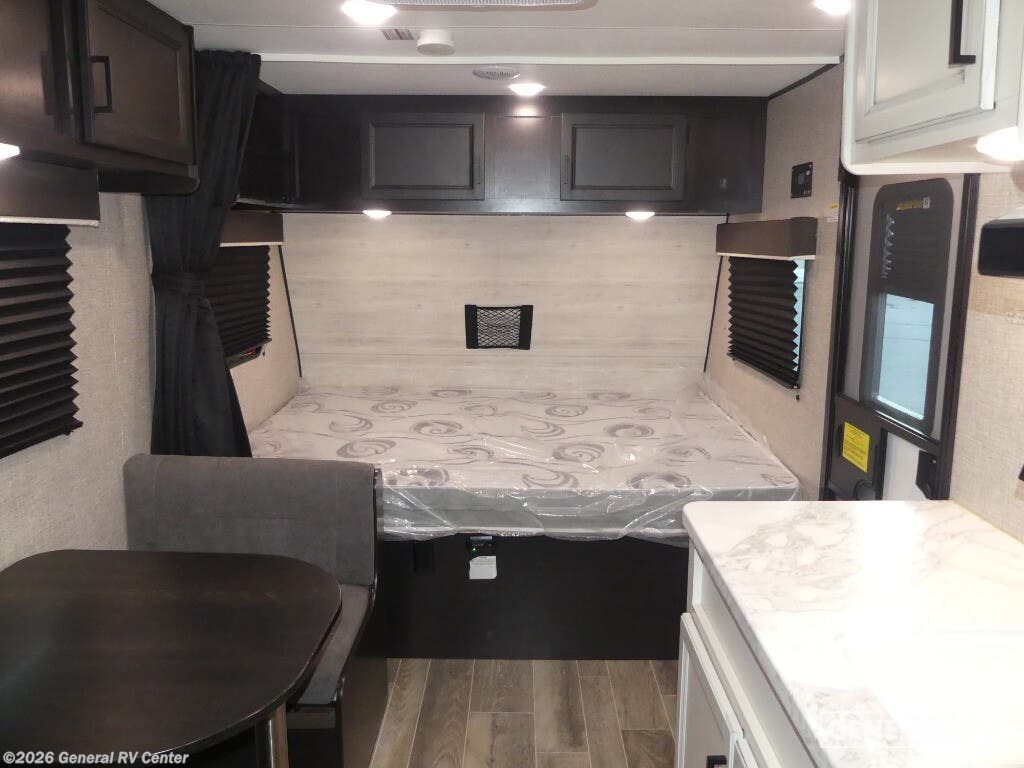 Used 2022 Jayco Jay Flight SLX 7 174BH available in Huntley, Illinois