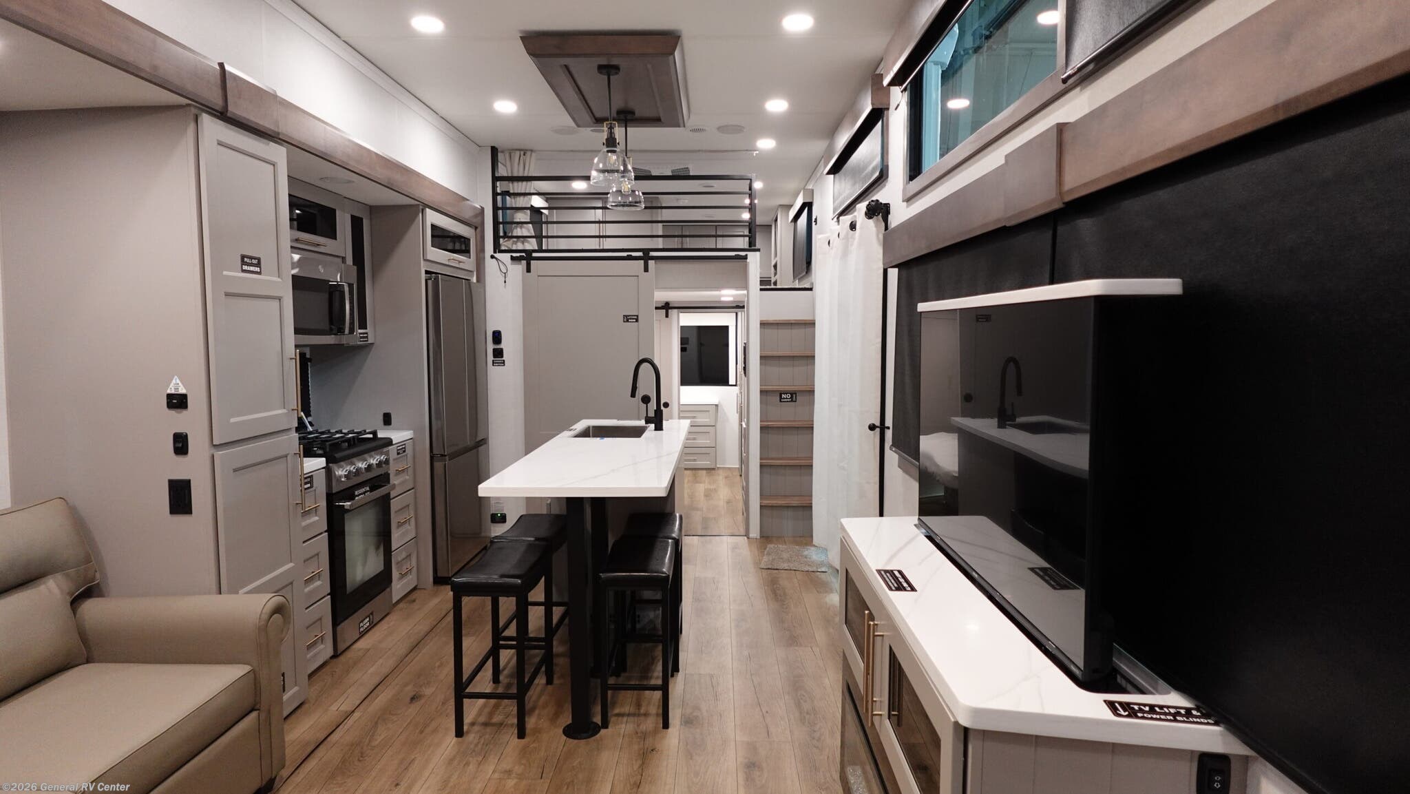 New 2026 Alliance RV Benchmark 44LFT available in Huntley, Illinois