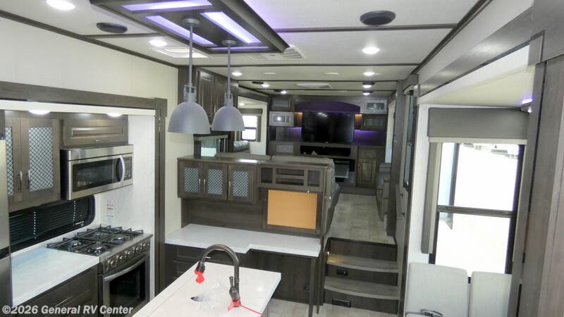 Used 2022 Grand Design Momentum 376TH available in Huntley, Illinois