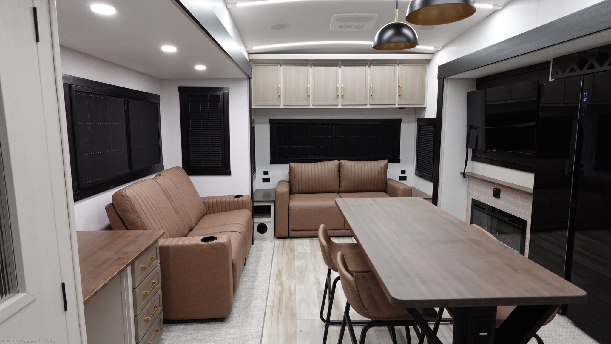 2026 Forest River WILDWOOD-HG 321DRL - New Fifth Wheel For Sale by General RV Center in Huntley, Illinois