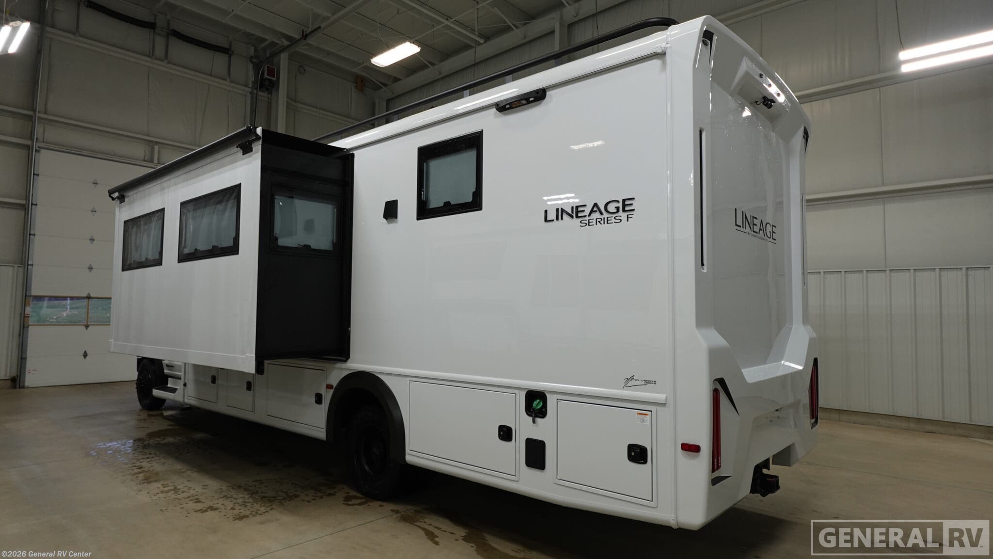 2026 Lineage 31ZW by Grand Design from General RV Center in Huntley, Illinois