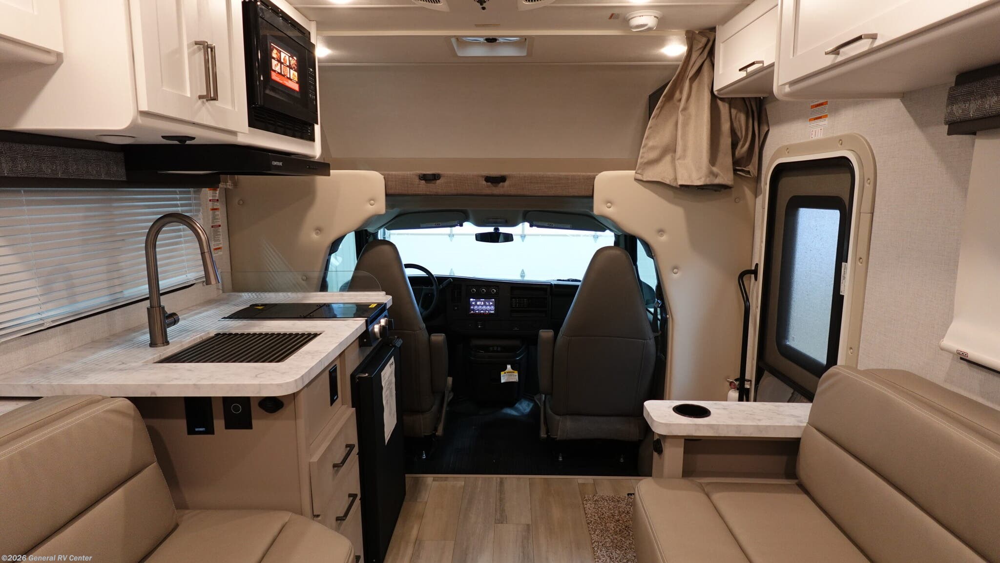 New 2026 Thor Motor Coach Pasadena SE SX19 Chevy available in Huntley, Illinois