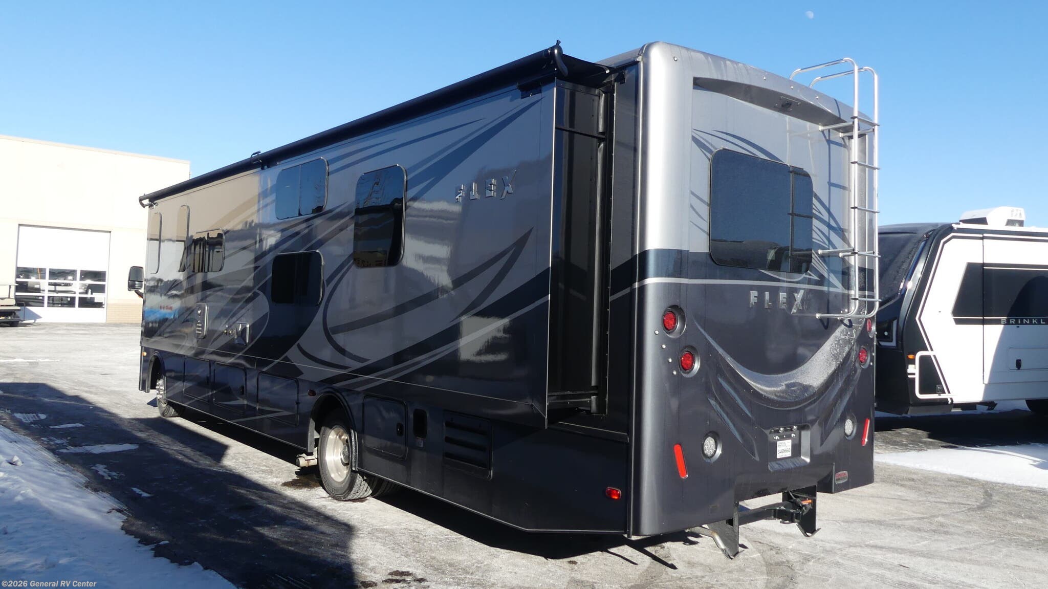 2024 Flex 34J by Fleetwood from General RV Center in Huntley, Illinois