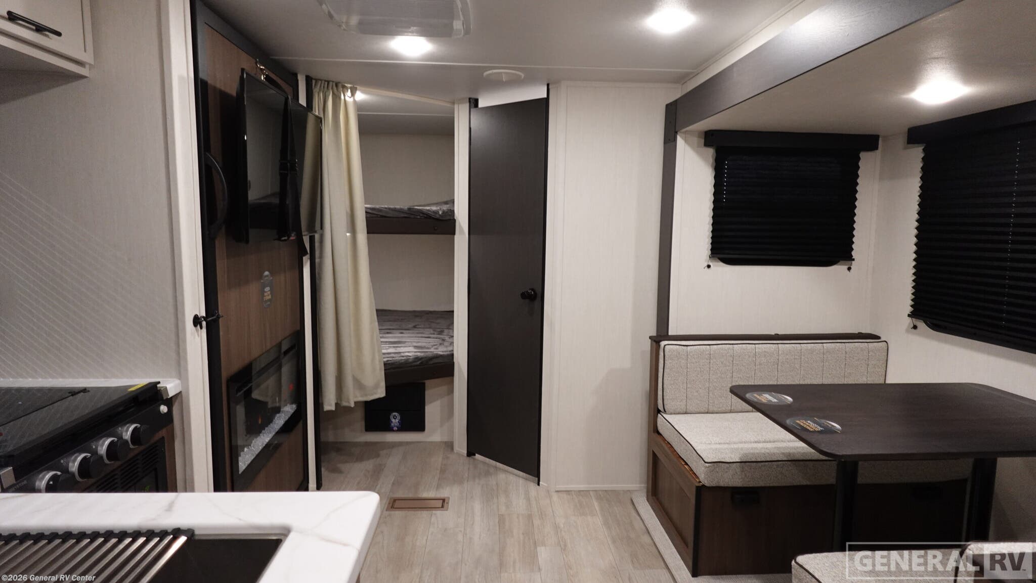 2026 Prime Time Avenger 23BHS - New Travel Trailer For Sale by General RV Center in Huntley, Illinois
