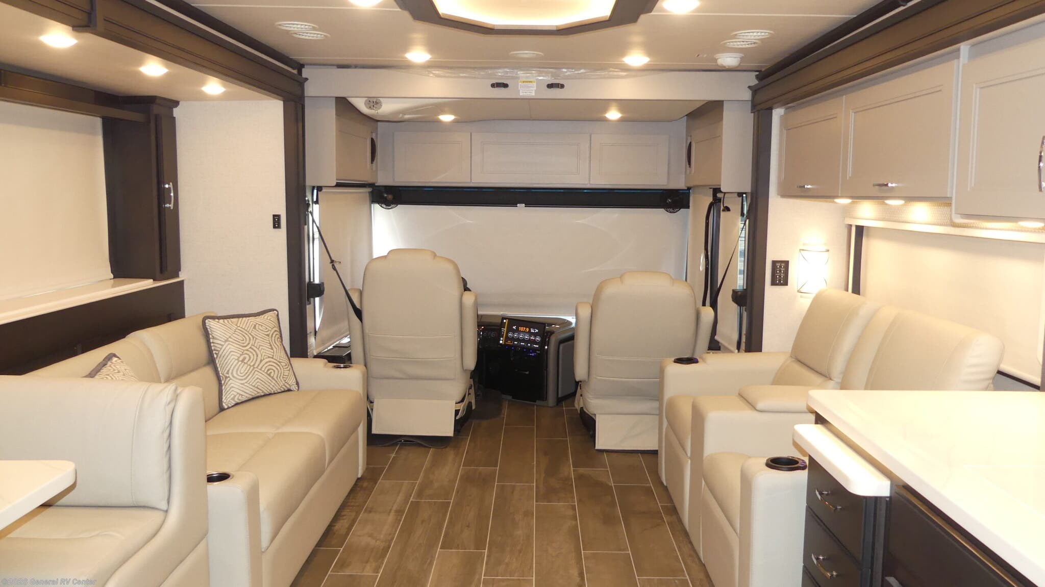New 2026 Thor Motor Coach Aria 3901 available in Huntley, Illinois