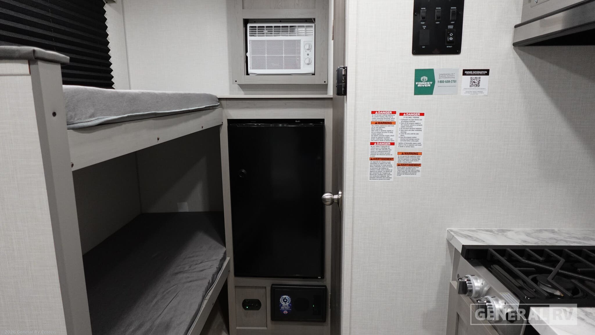 2026 Coachmen Clipper 3K Series 12BH - New Travel Trailer For Sale by General RV Center in Huntley, Illinois