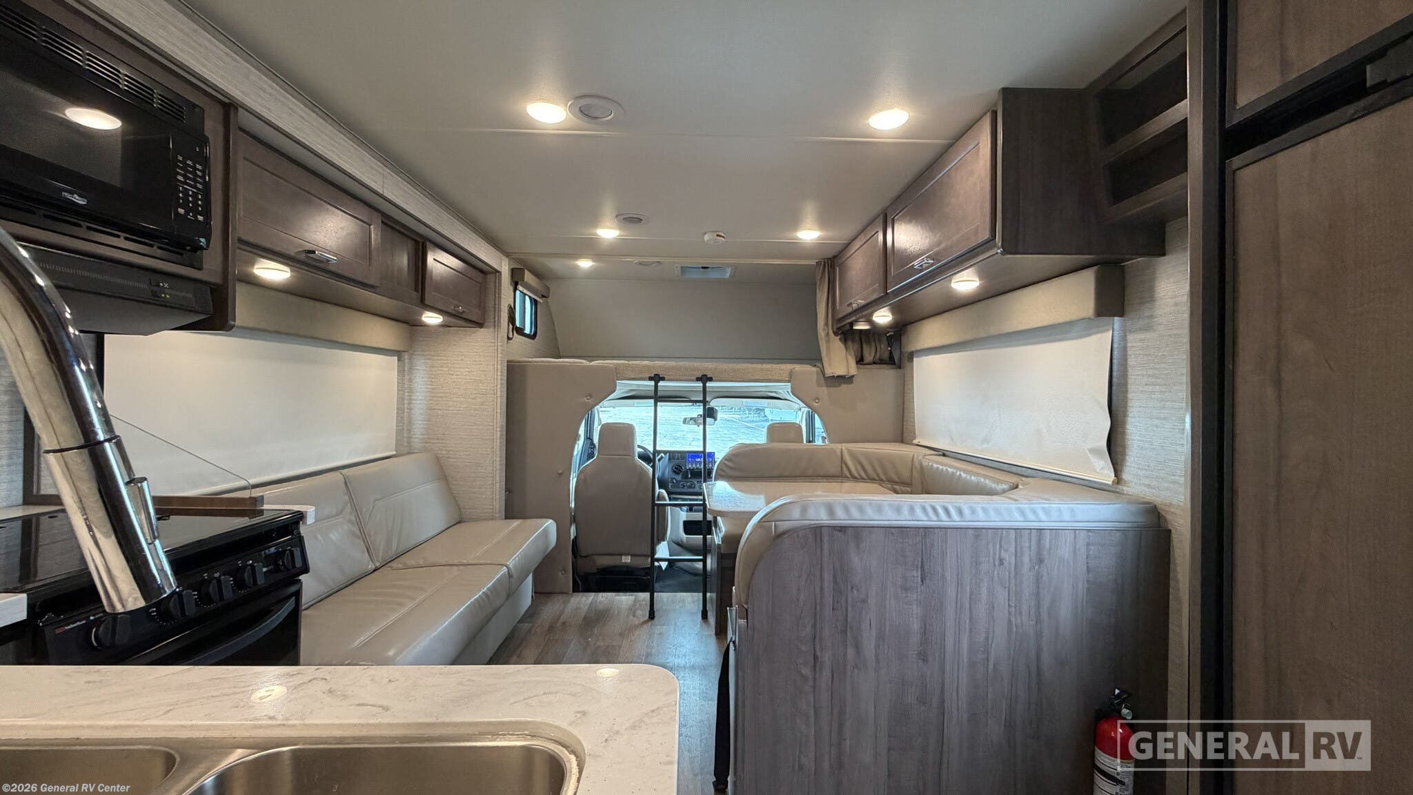 Used 2023 Winnebago Minnie Winnie 31H available in Huntley, Illinois