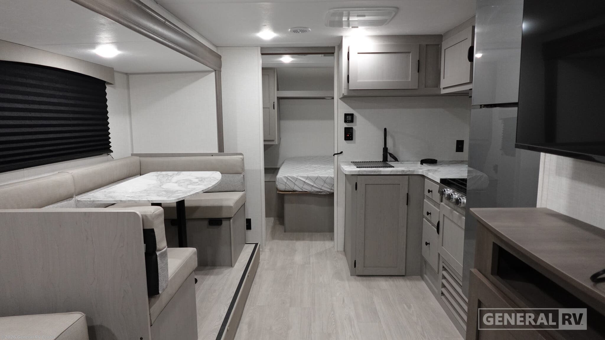 New 2026 Coachmen Clipper 6K Series 25RB available in Huntley, Illinois