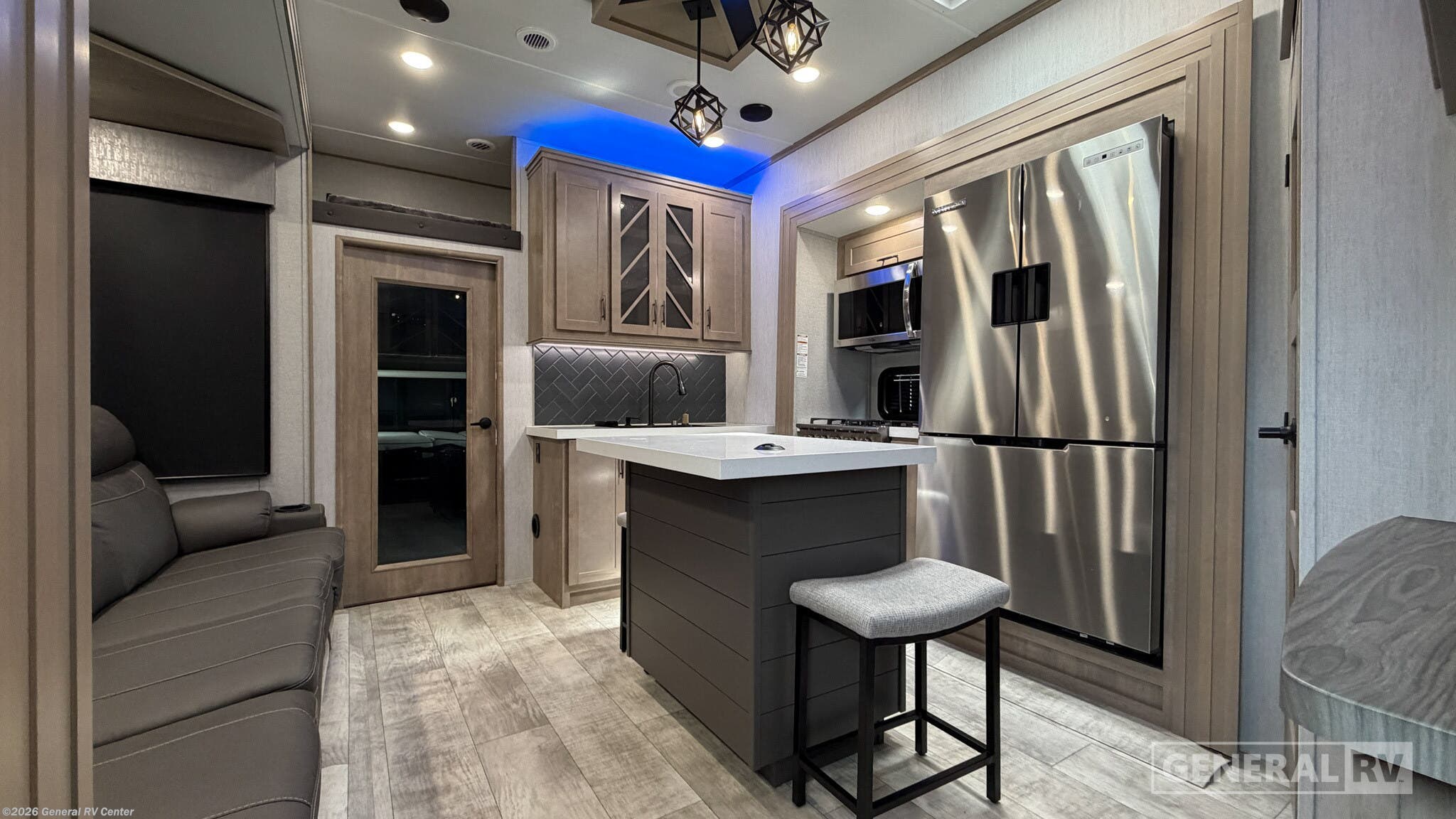 2024 Grand Design Momentum 349M - Used Fifth Wheel For Sale by General RV Center in Huntley, Illinois
