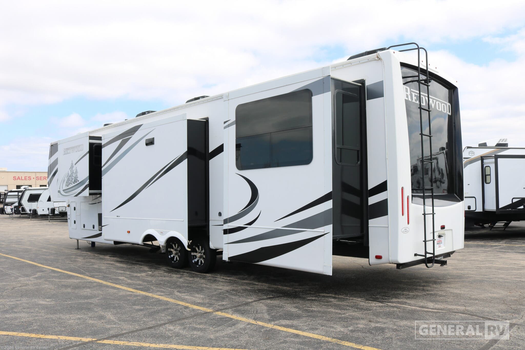 2021 Redwood 4150RD by CrossRoads from General RV Center in Huntley, Illinois