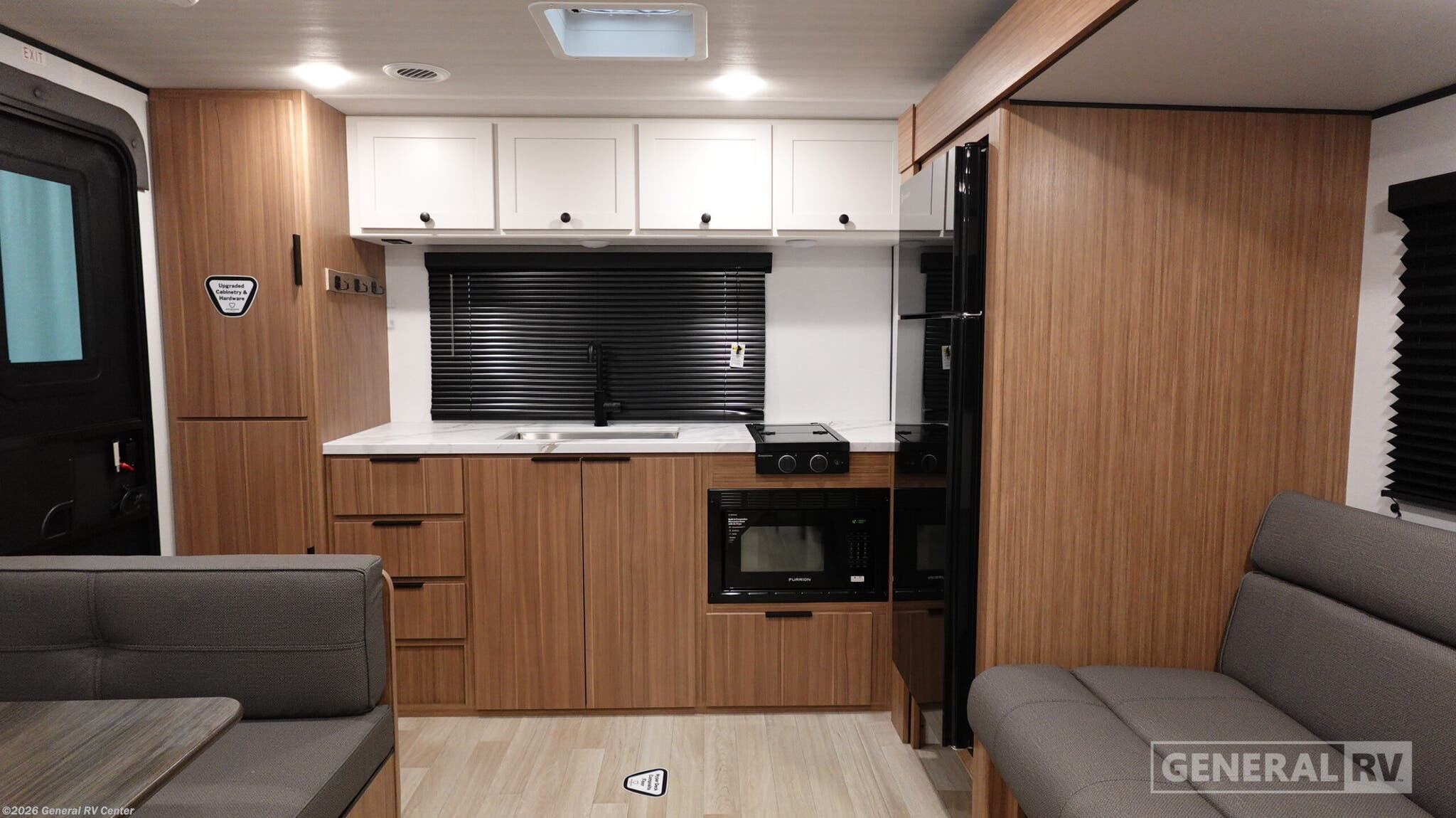 2026 Keystone Passport Classic 210RKC - New Travel Trailer For Sale by General RV Center in Huntley, Illinois