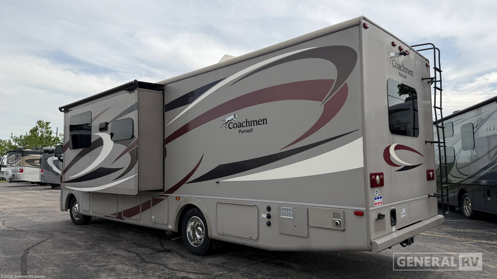 2016 Pursuit 29SB by Coachmen from General RV Center in Huntley, Illinois