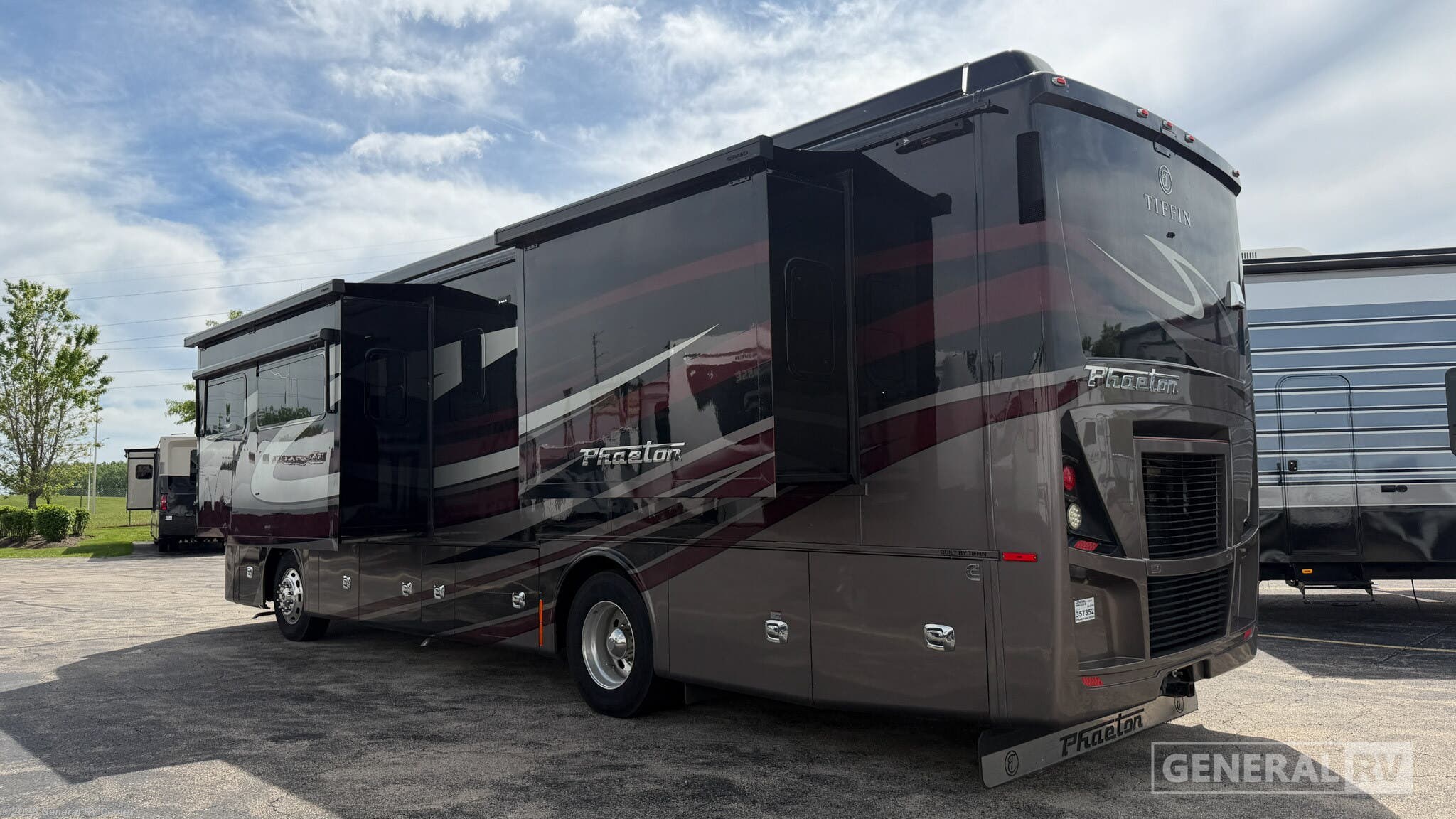 2023 Phaeton 36SH by Tiffin from General RV Center in Huntley, Illinois